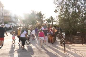 Un pasacalles anima a Melenara a vivir sus fiestas (Foto Briand Rodríguez)